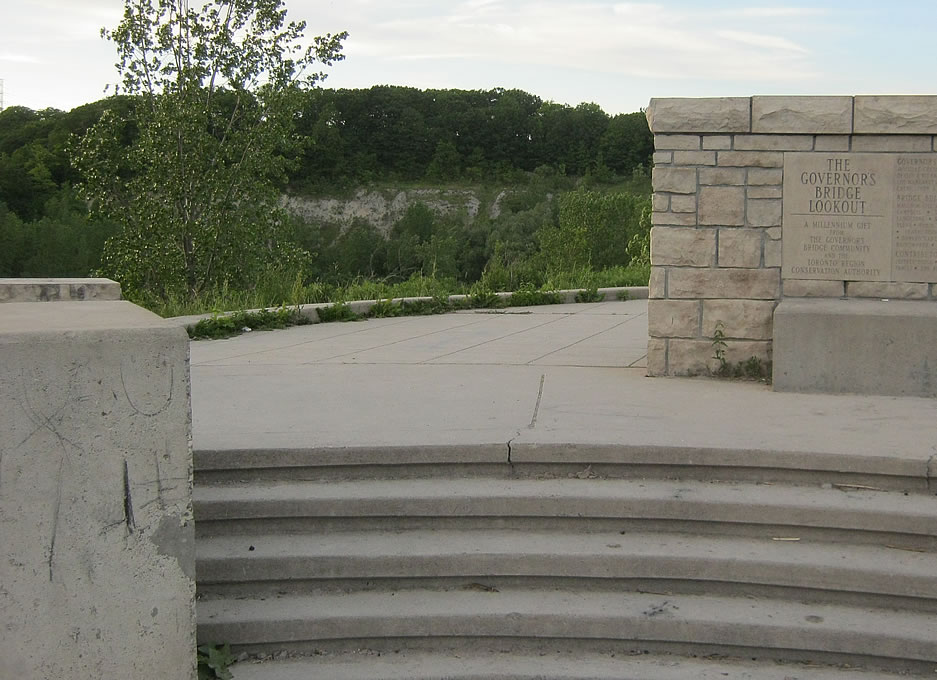 Governors Bridge Lookout