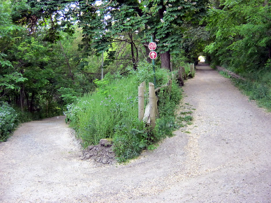 Riverdale Farm U-turn