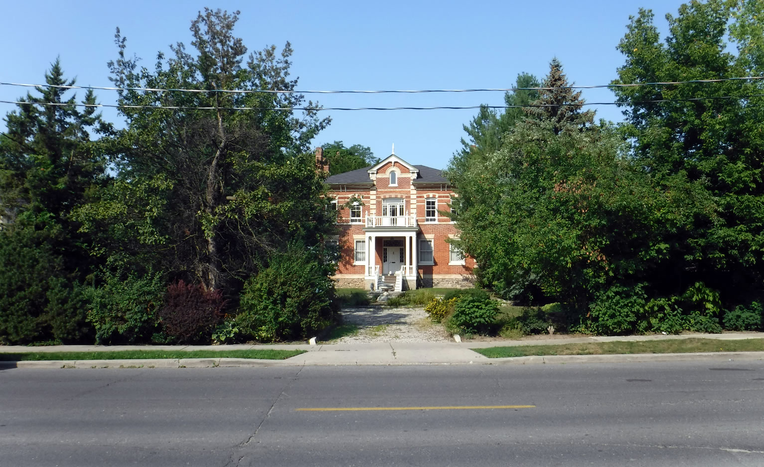Snider House, long view